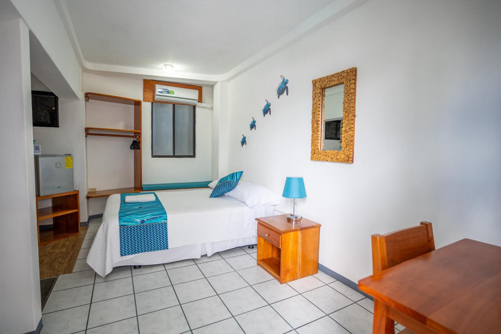 Maidith Galapagos Inn Puerto Ayora  Bagian luar foto